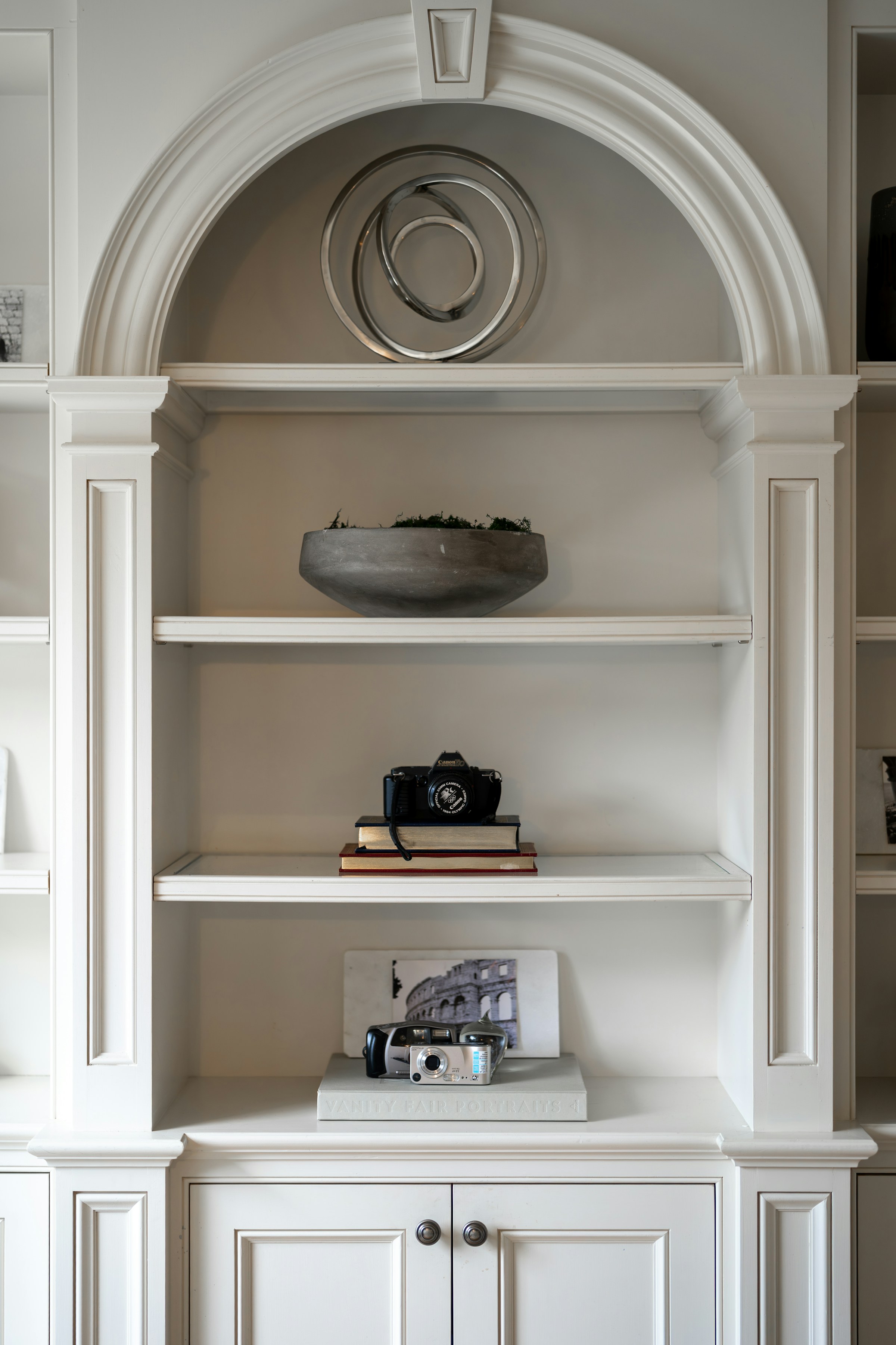 Custom Built-In Cabinets & Shelving